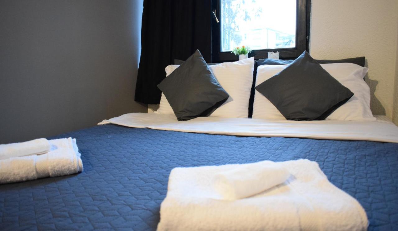 M - Square Private Rooms Скопье Экстерьер фото