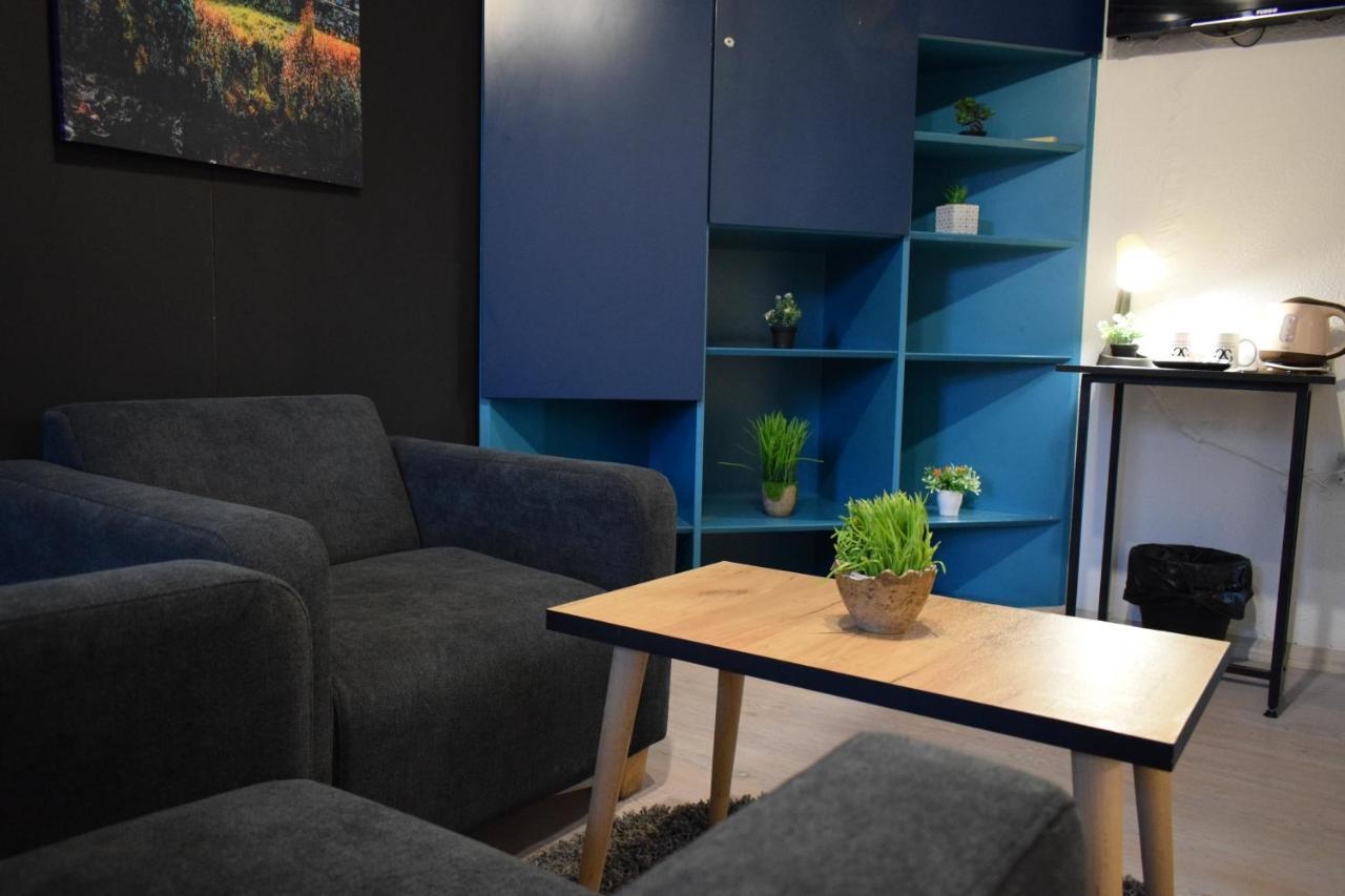 M - Square Private Rooms Скопье Экстерьер фото