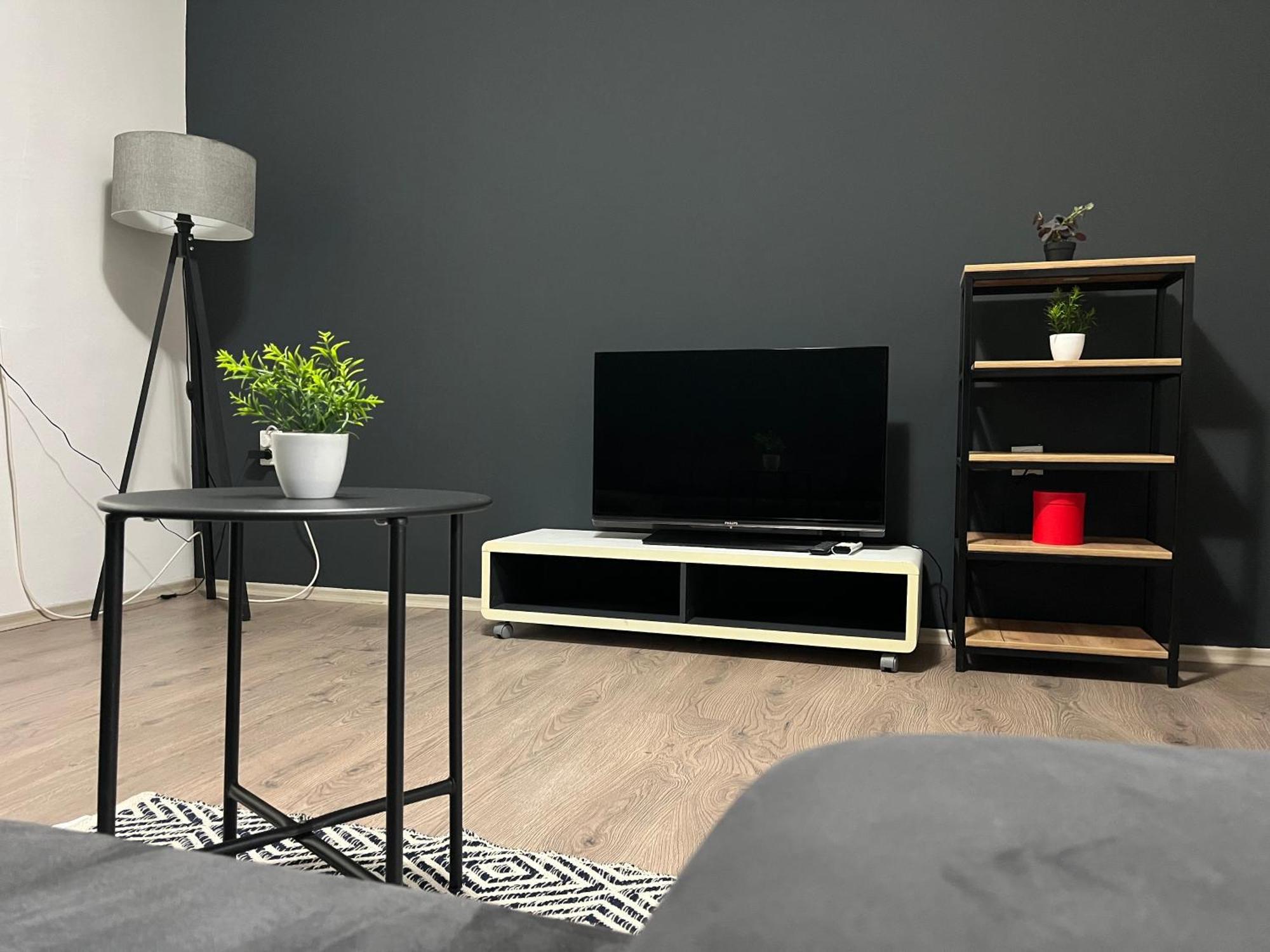 M - Square Private Rooms Скопье Номер фото